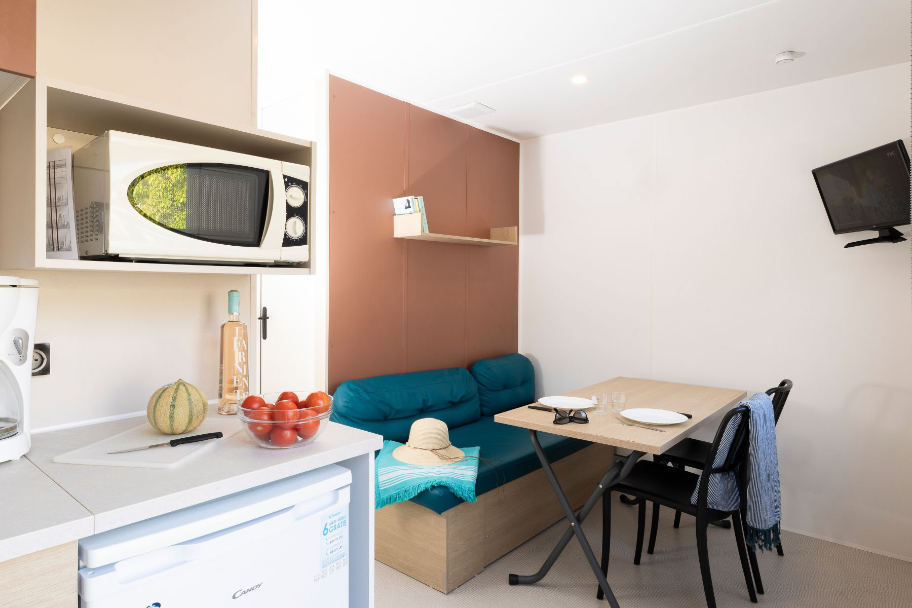 location mobil home alcyons confort séjour