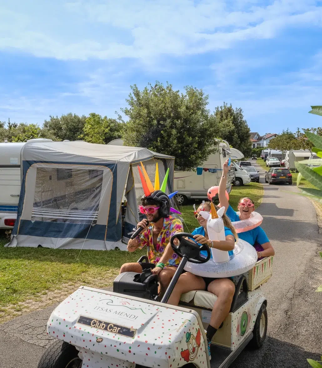 camping avec animations pays basque animateurs