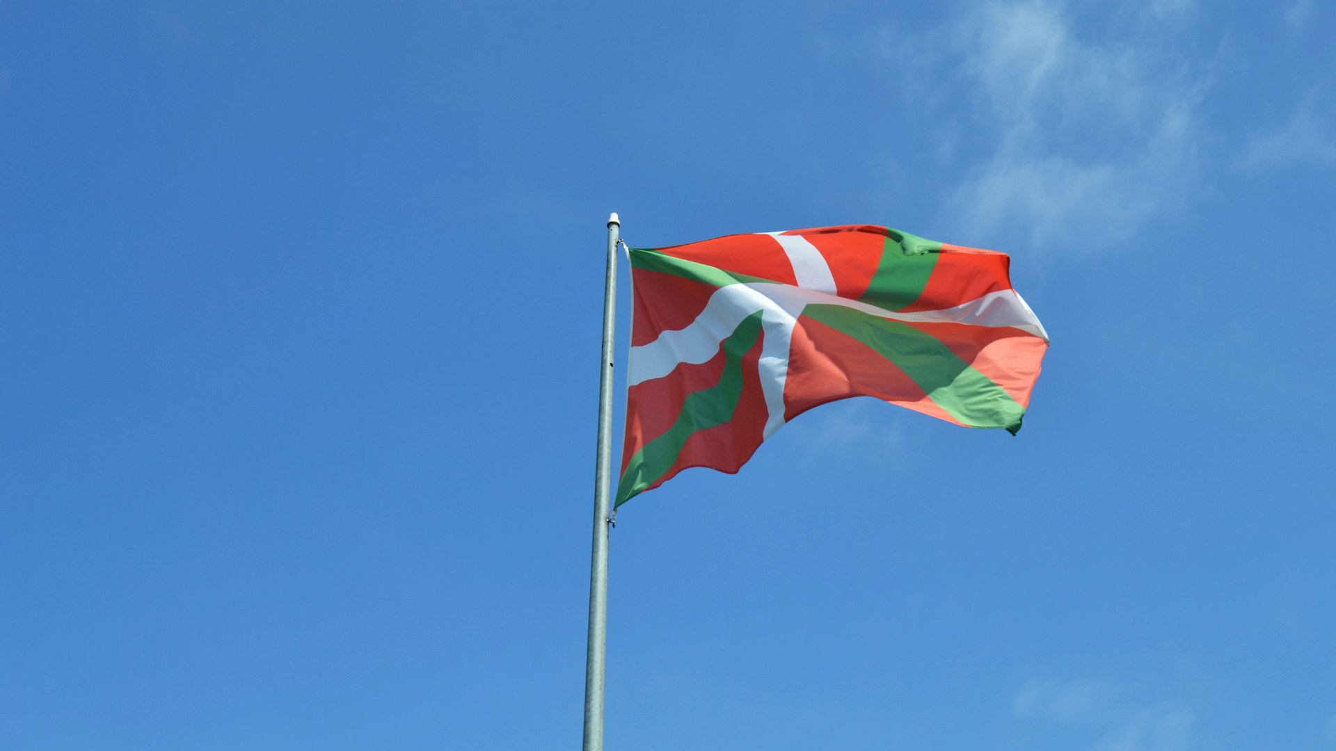 drapeaux pays basque