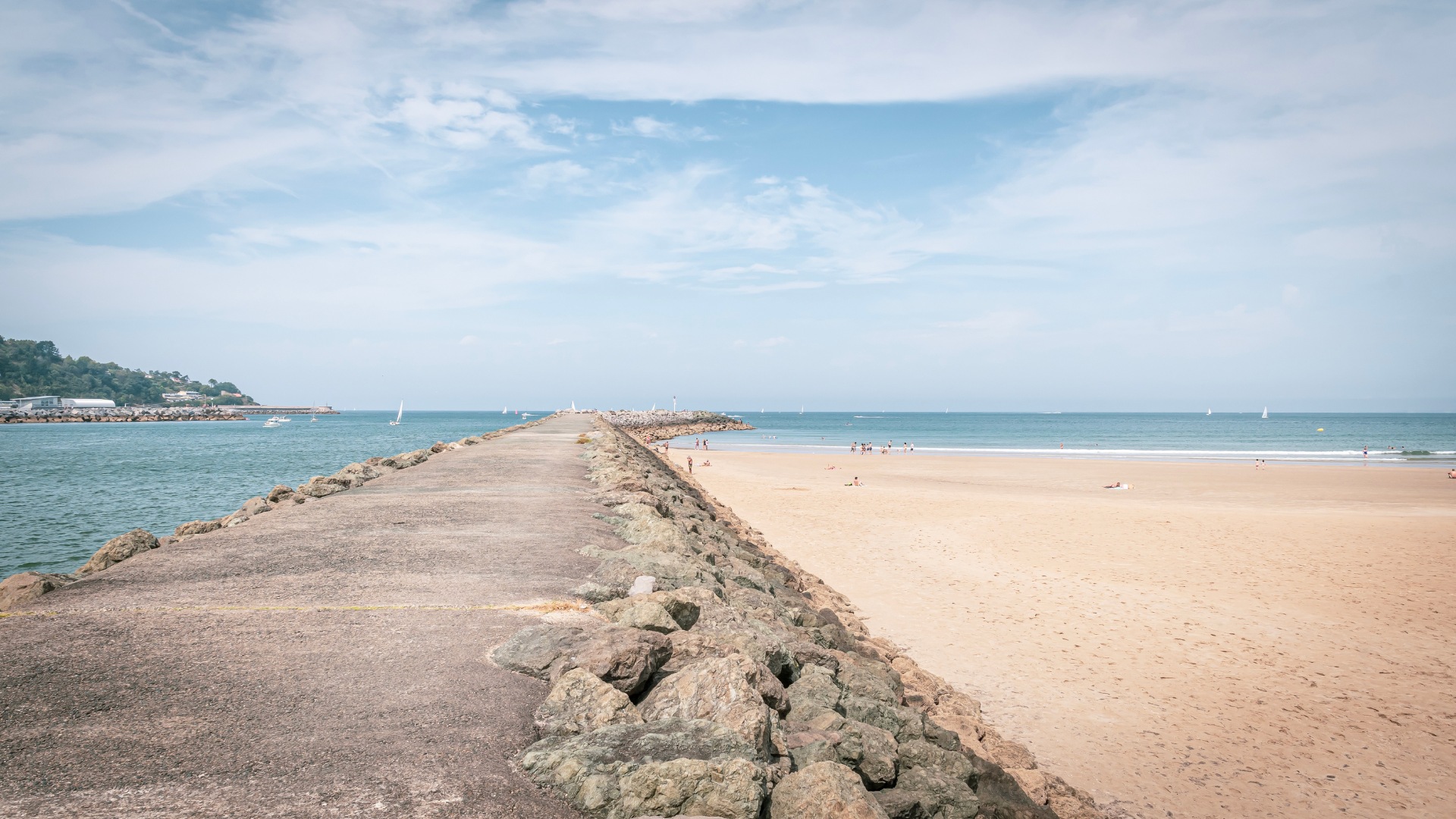 plage et bord ocean hendaye