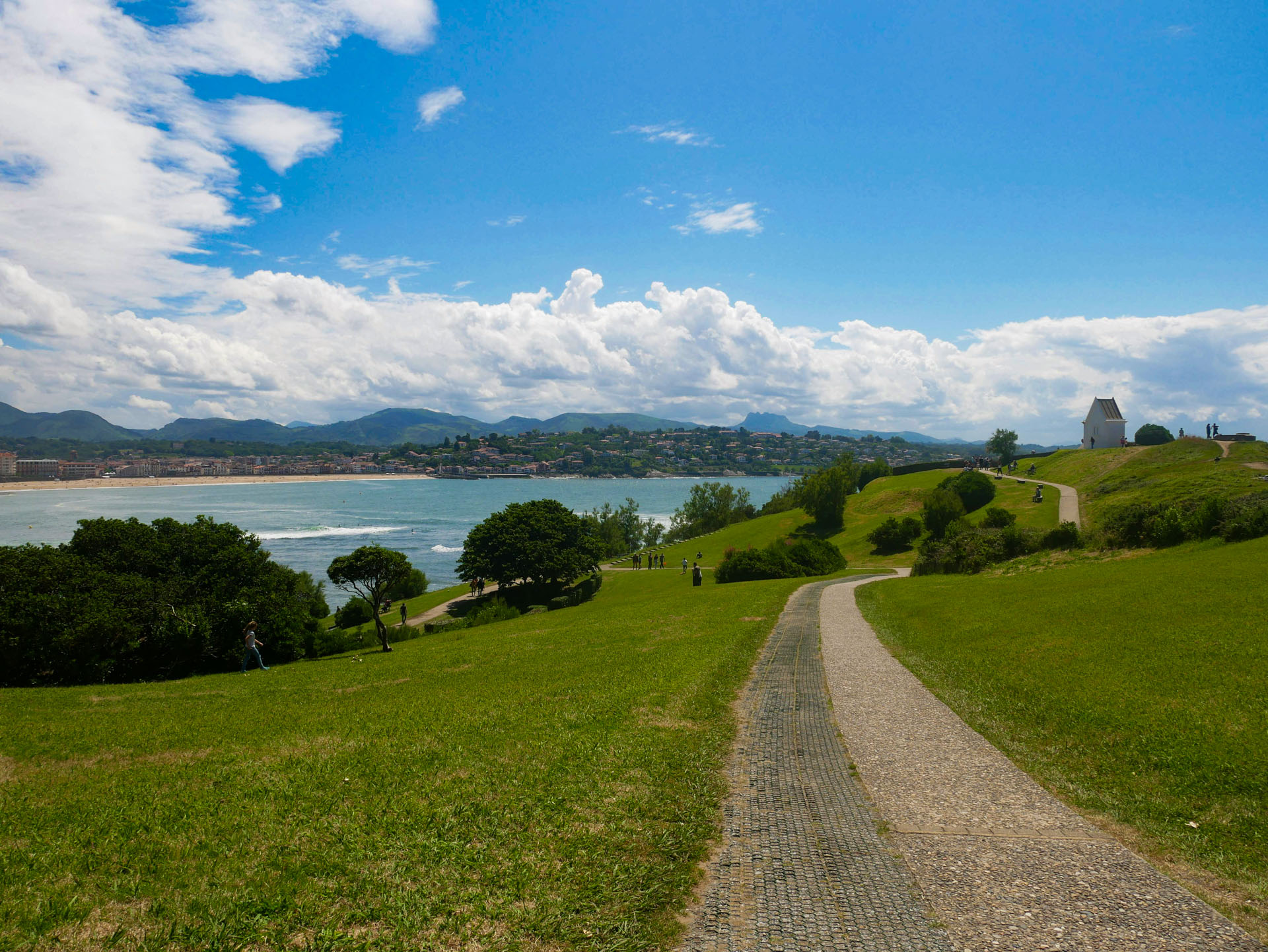 promenade saint jean de luz