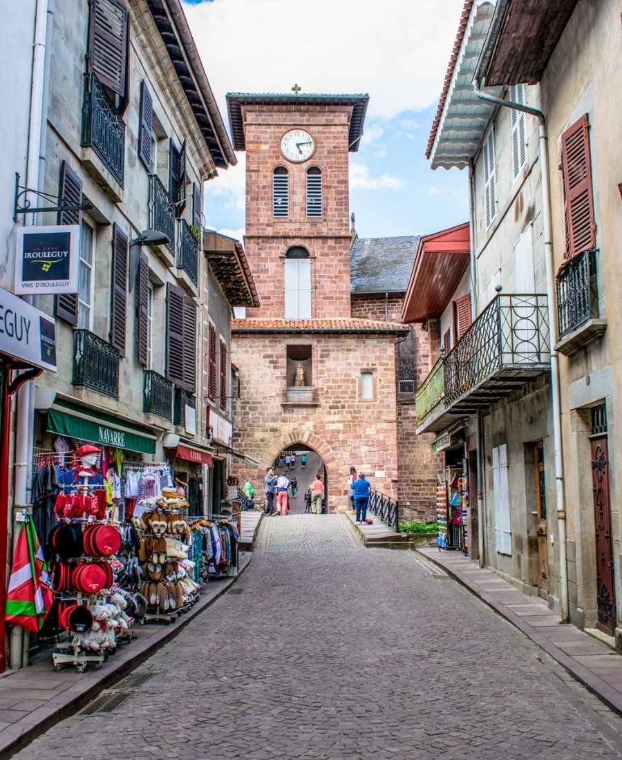 rue saint jean pied de port